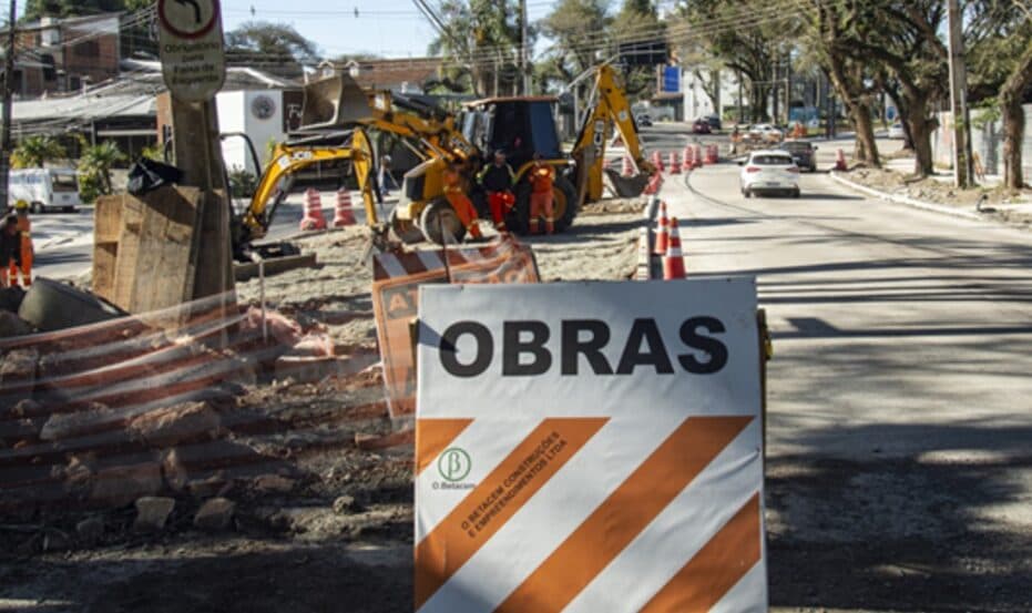 Obra bloqueia rua de Curitiba até 2028