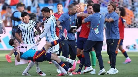 Fifa abre investigação sobre confusão envolvendo Argentina após final da Copa do Mundo