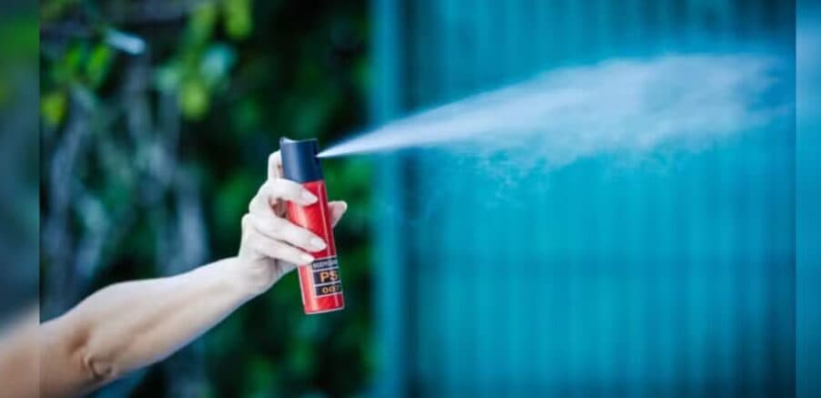 Começa a valer lei que autoriza venda de spray de pimenta para mulheres; veja regras