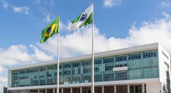 Liderança de Moro combina Lava Jato, polarização e dificuldade de Ratinho Junior em emplacar sucessor