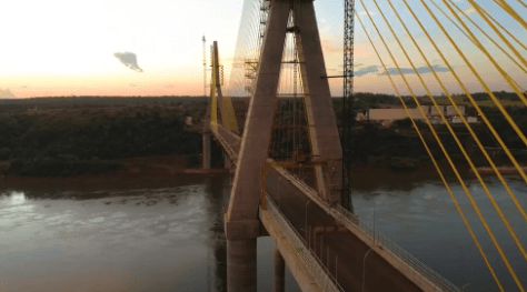 Inaugurada há nove meses, ponte que liga Brasil ao Paraguai libera passagem de carros para moradores de apenas quatro cidades