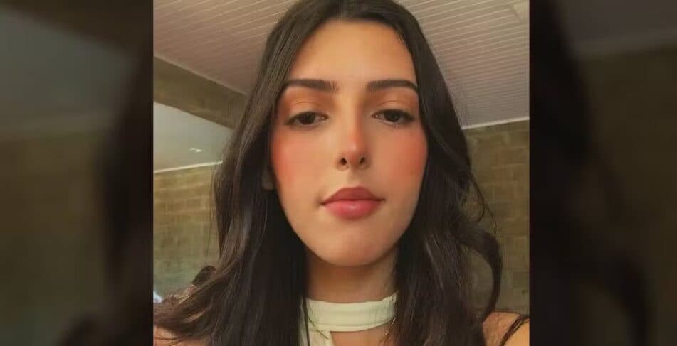 Antes de ser morta, jovem enviou áudios a amigo reclamando de visitas constantes de ‘menino’ no trabalho