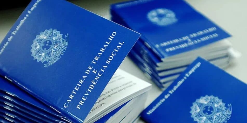 Senado deve votar nesta quarta PEC que acaba com a escala 6×1