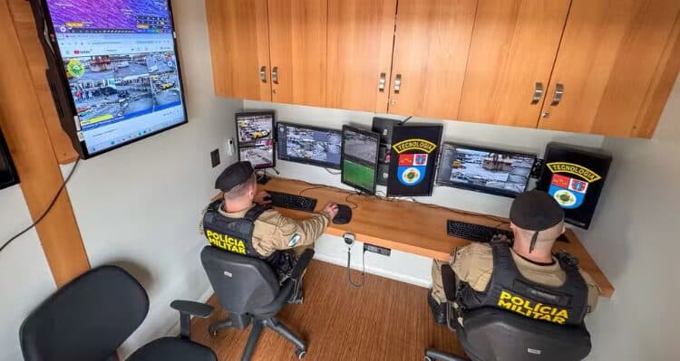 Governo revoga licitação para expansão de programa de monitoramento com o uso de IA na segurança pública