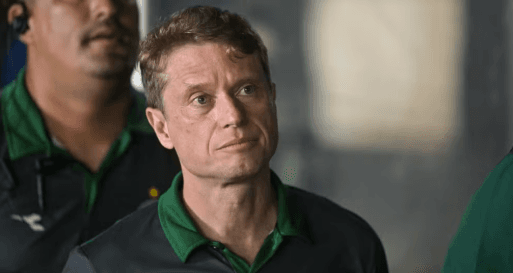 Coritiba demite o técnico Fernando Seabra